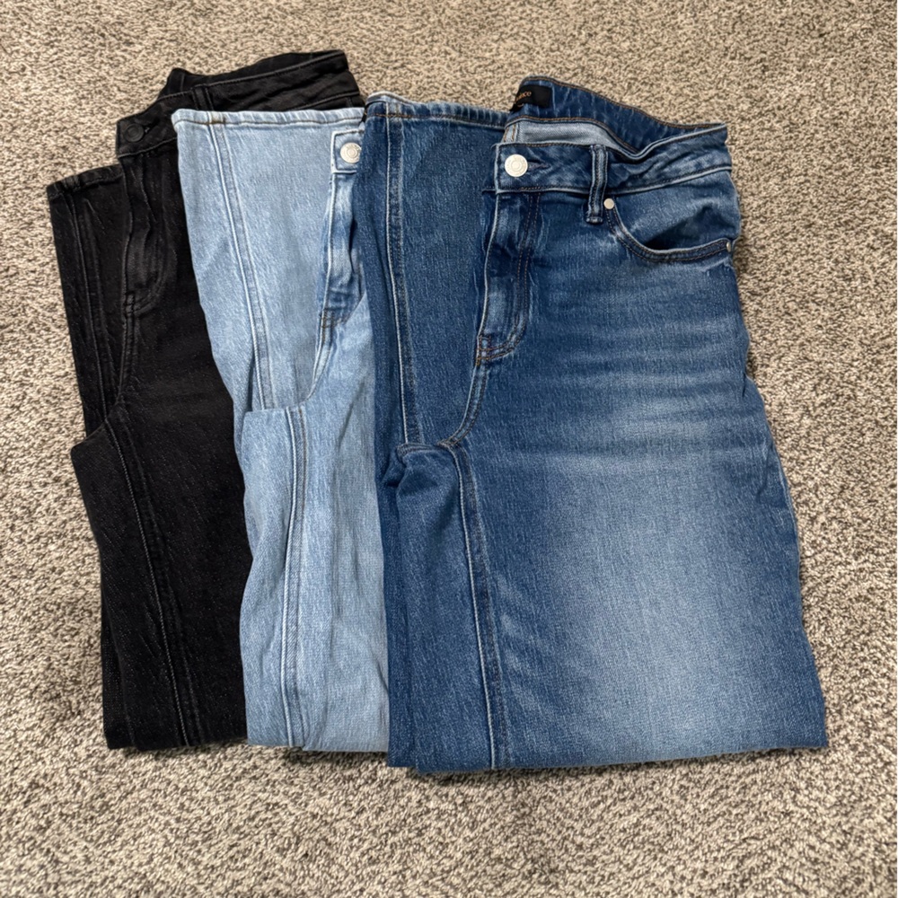 Quince Luna Straight Jenas (3 pairs)